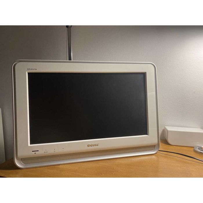 Telewizor LCD Sony Bravia 19 cali KDL-19S5720 Usb