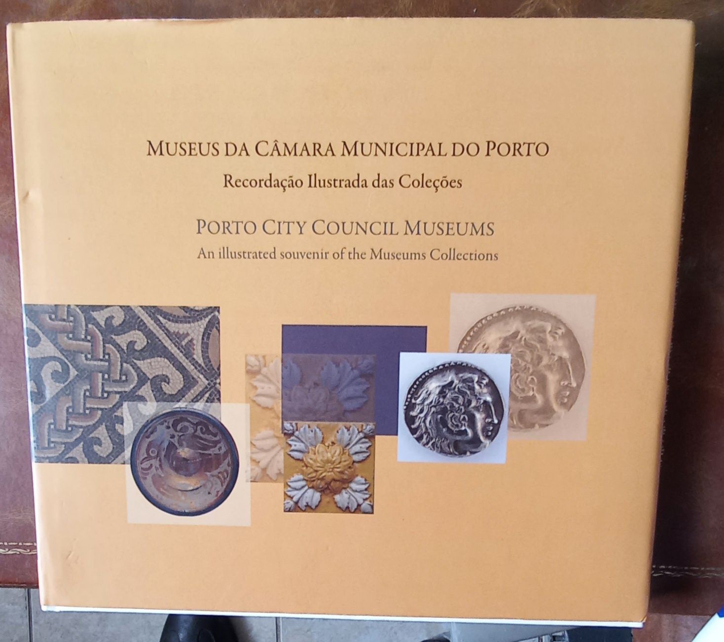 Livro dos Museus da cidade do Porto. PORTES GRÁTIS.