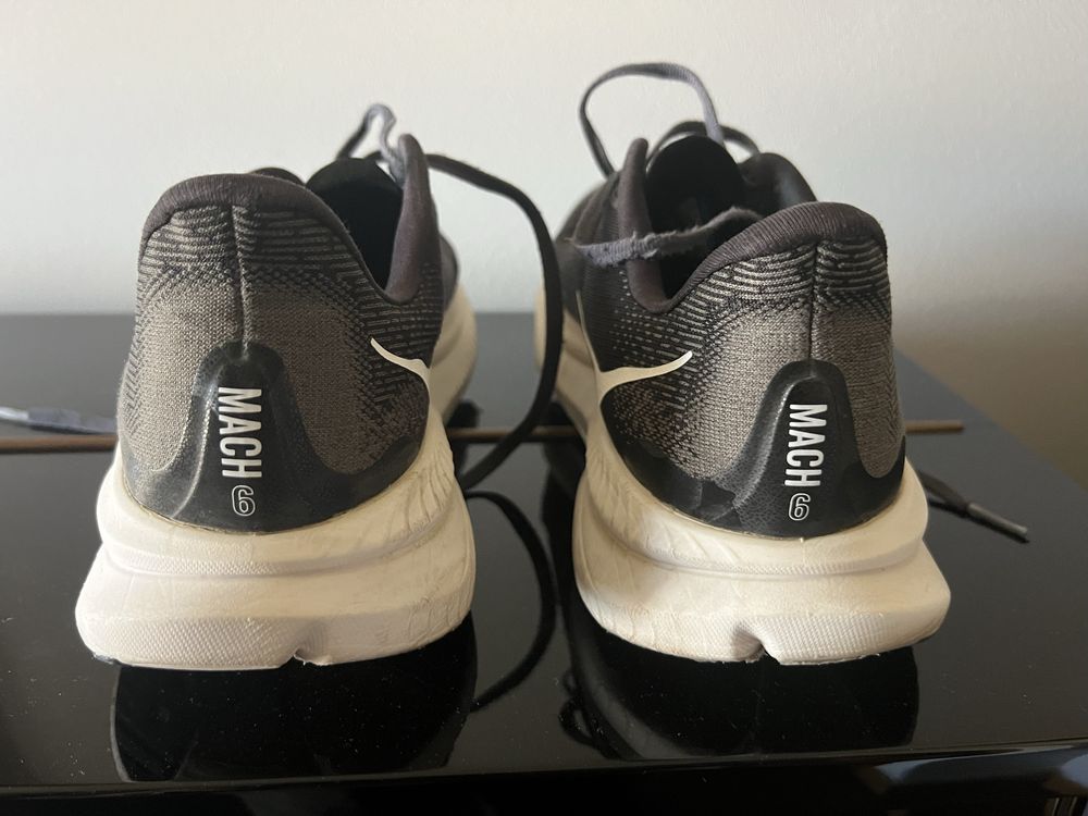 Sapatilhas Tenis Hoka Mach6 corrida Usadas