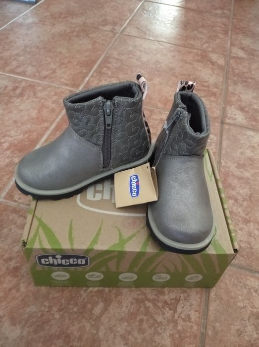 Botas da Chicco novas tamanho 24
