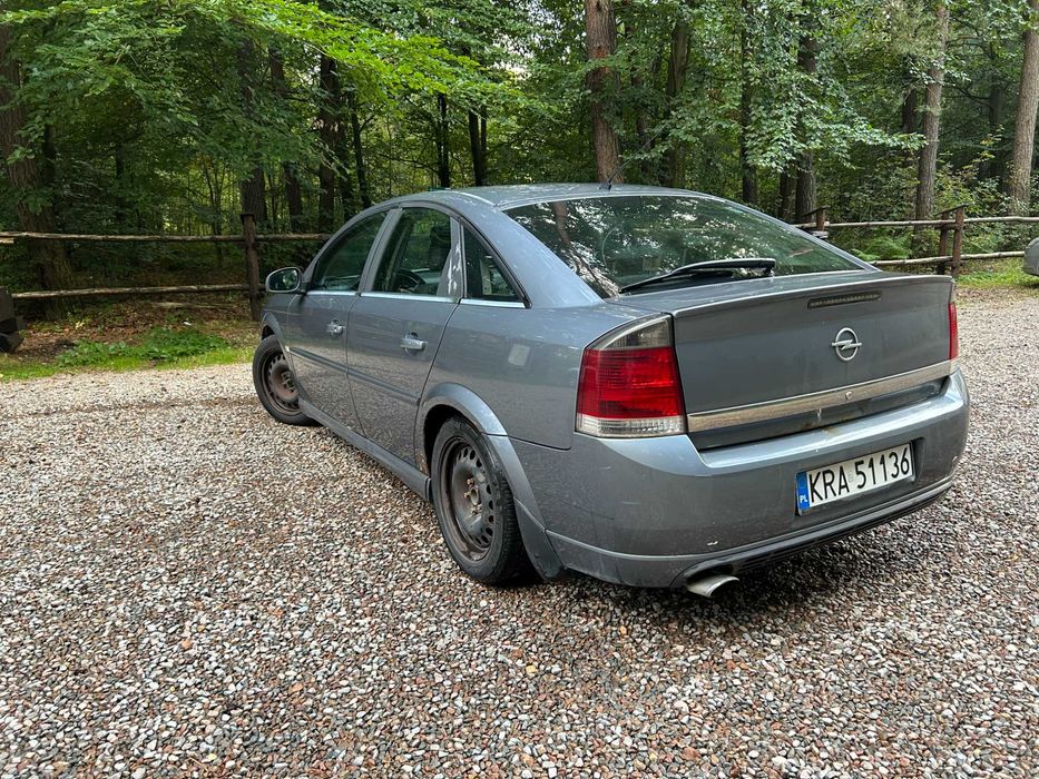 Opel Vectra C 1.8 GTS. 122KM, 2002r + komplet zimówek na felgach 16'
