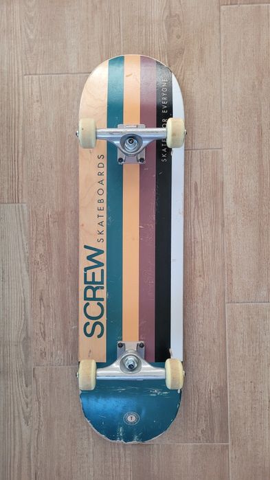 Screw skateboard