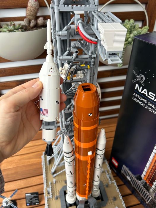 LEGO NASA Artemis Space Launch System – Perfect Condition!