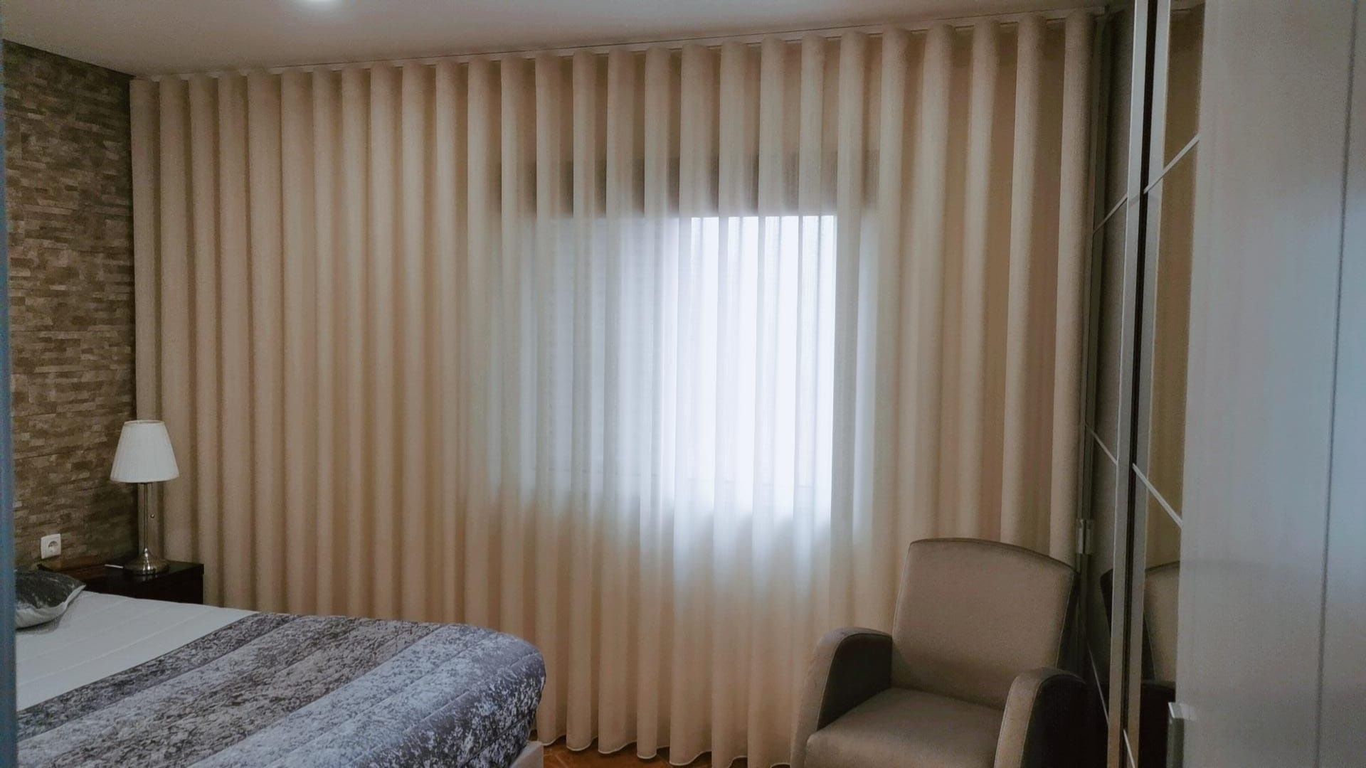 Cortinados de onda perfeita
