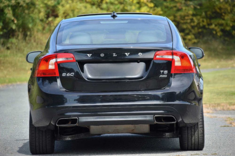 Volvo S60 T5 Premier Plus      2015