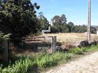Terreno para construção, com cerca de 4000m2 - Paredes de Coura