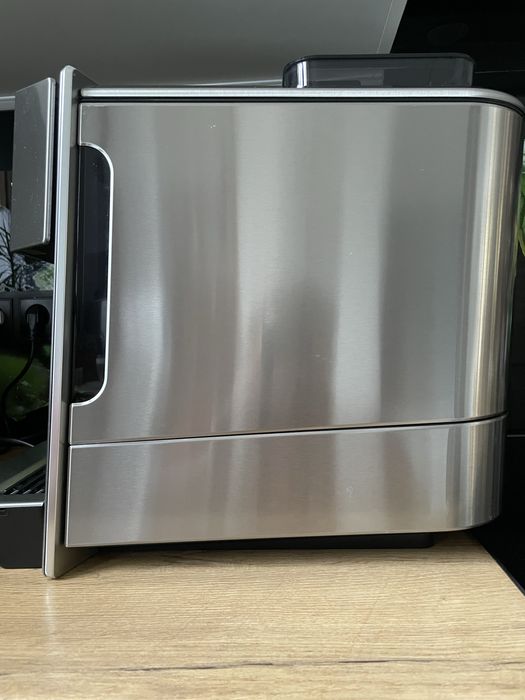 Ekspres cisnieniowy siemens eq 9 s700 ( jura bosch saeco krups )