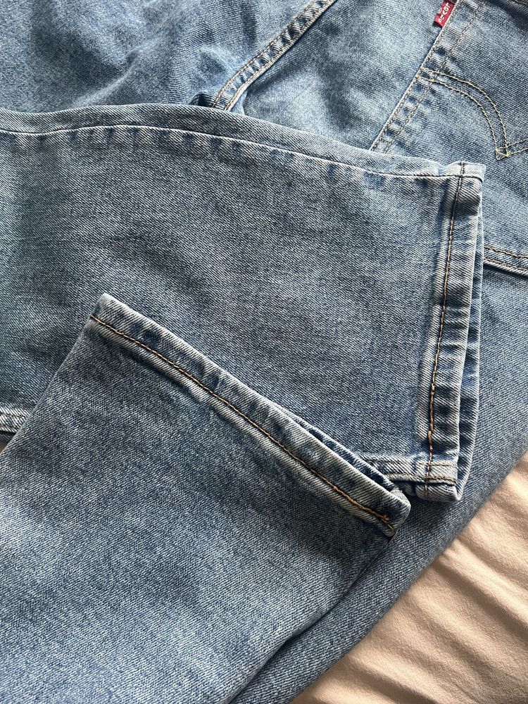 Оригінальні джинси levi's 513 slim straight