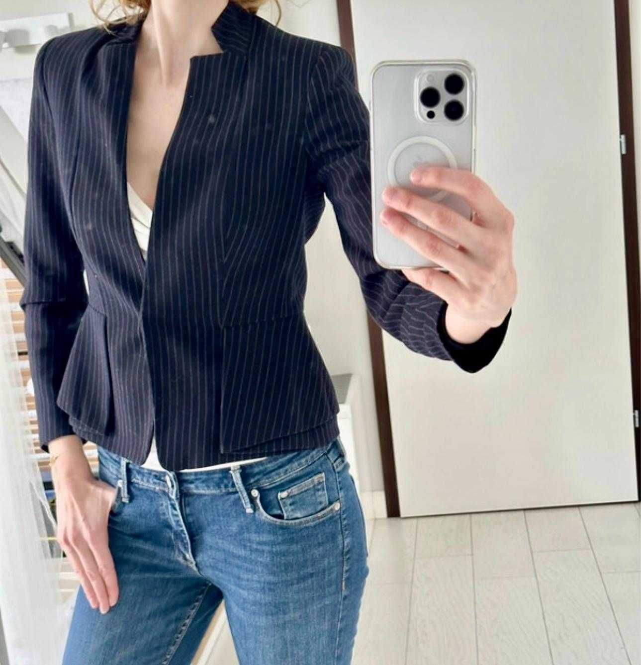 Krótka marynarka Zara taliowana w paski rozmiar M 38