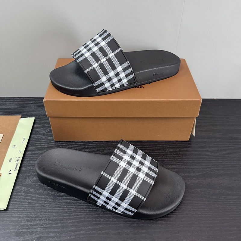 Тапочки барбері/Burberry slippers