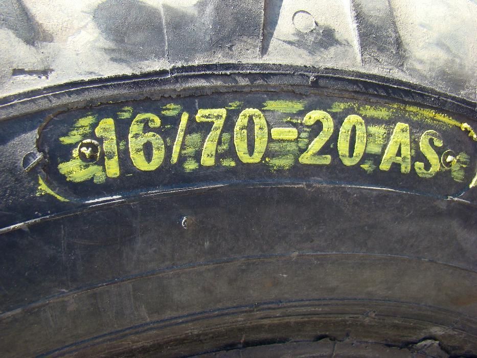 Opony używane 16/70-20 14PR produkcji niemieckiej