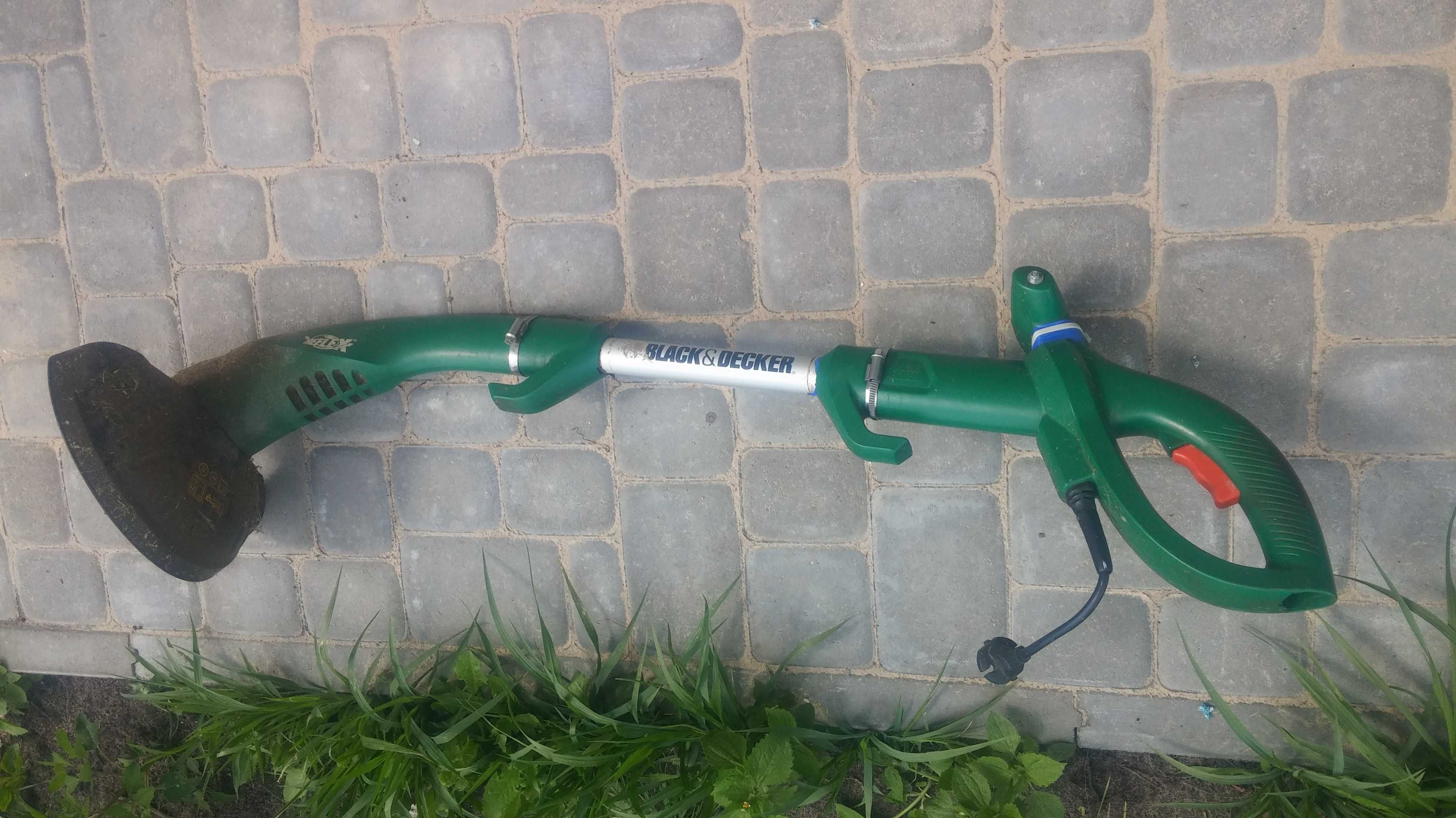 Триммер black&decker GL301