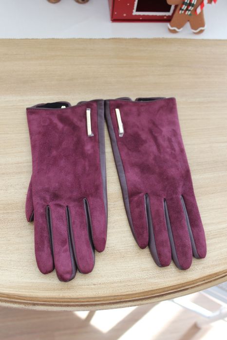 Luvas de pele Ted Baker, cor de vinho, novas