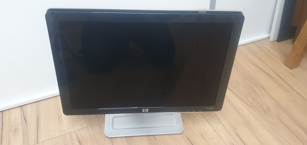 Monitor ekran HP W2007V 20 cali STAN IDEALNY GE253AA