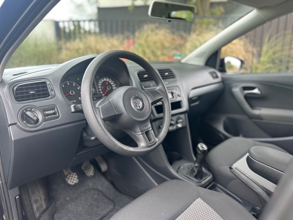 Śliczny Volkswagen Polo 6R 2011 ROK_1.2 MPI/Klima/Isofix-świetny stan.