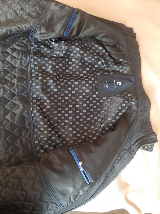 Duża męska kurtka zimowa Pierre Cardin.