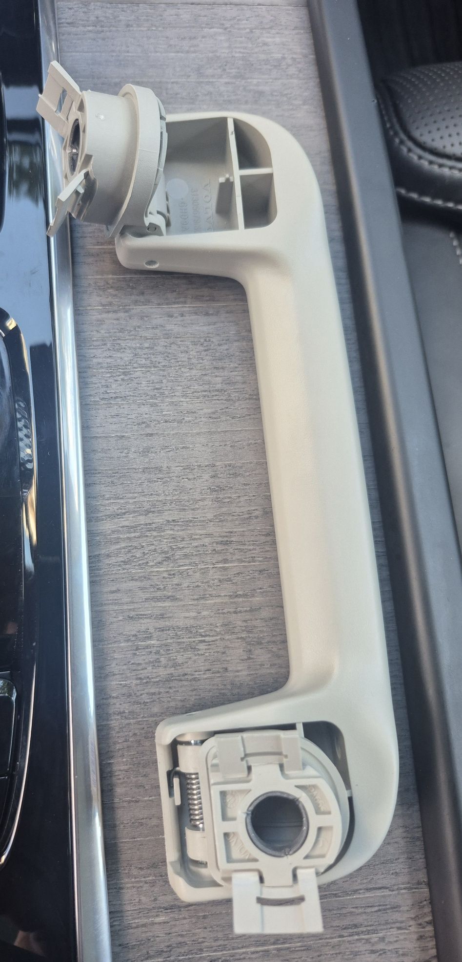 Ручка потолочна Volvo xc90, xc60