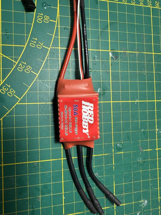 Samolot rc elektryczny