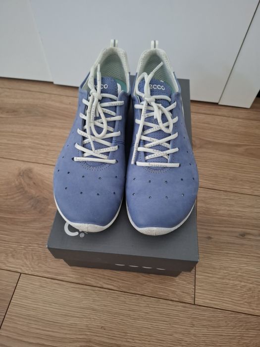 Niebieskie buty Ecco biom 38