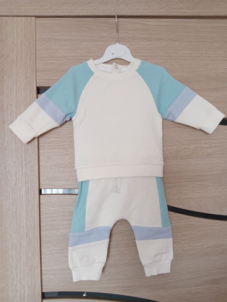 Dres niemowlęcy, komplet niemowlęcy, spodnie i bluza, 0-3 m-ce, 56-62