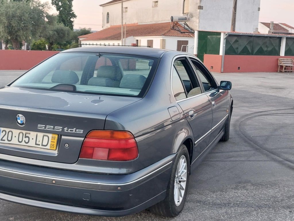 Vendo bmw 525 tds