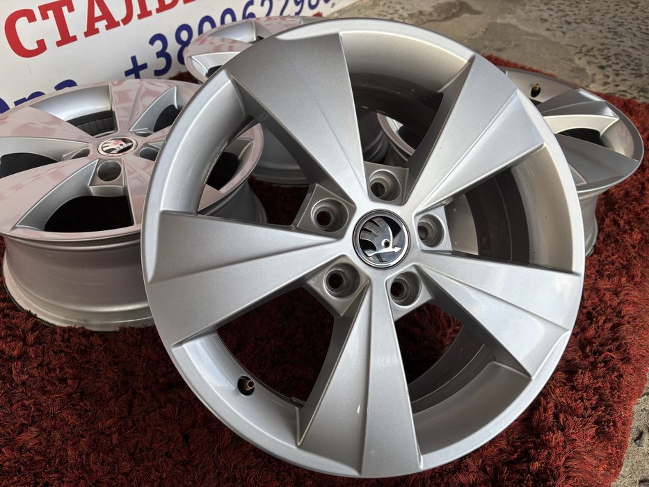 Original Skoda Octavia Karoq Super b R16 5x112