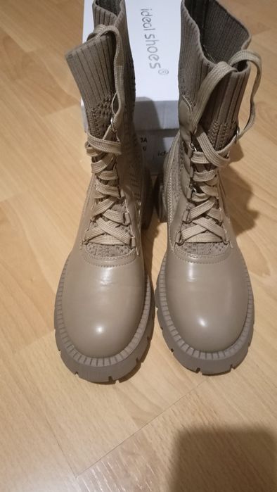 Buty damskie zimowe