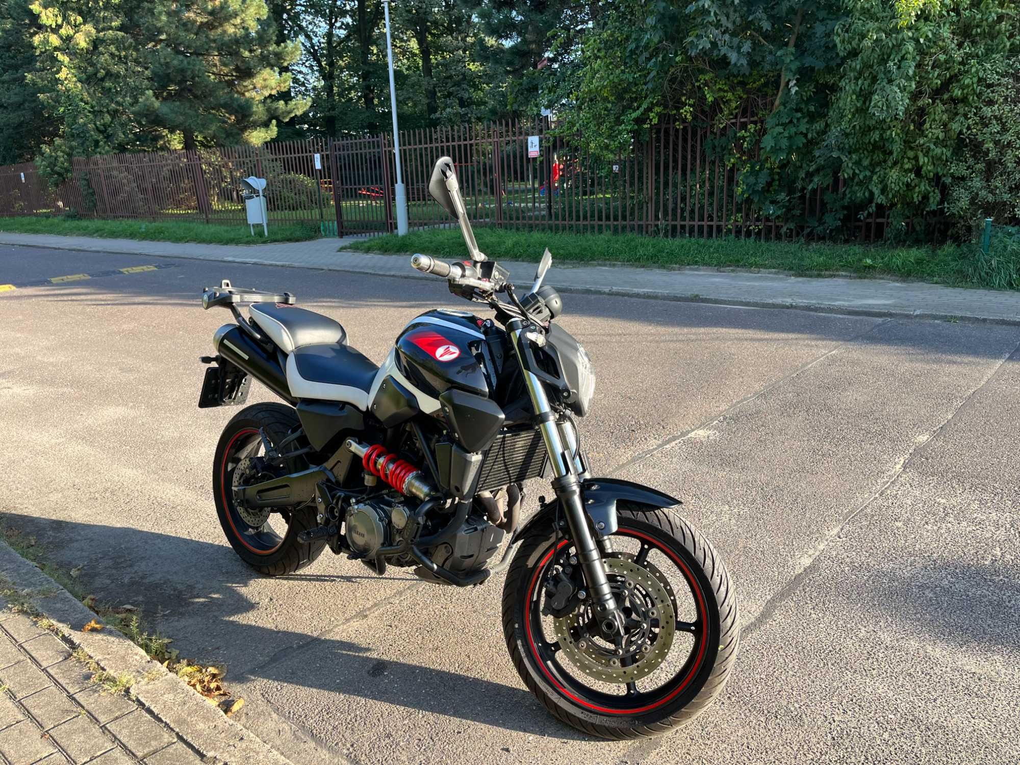 Yamaha MT-03 660cm3 A2 Custom