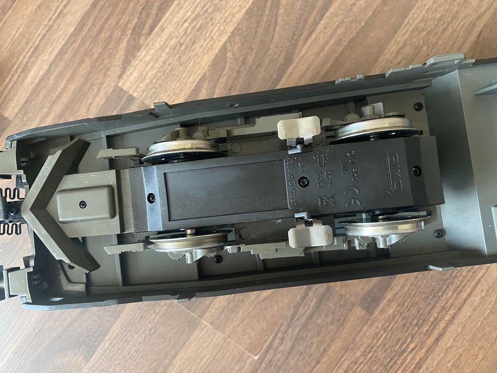 Локомотив PIKO Taurus 37422 Scale G масштаб G