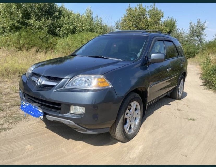 Продам Аккура мдх 2004 года
