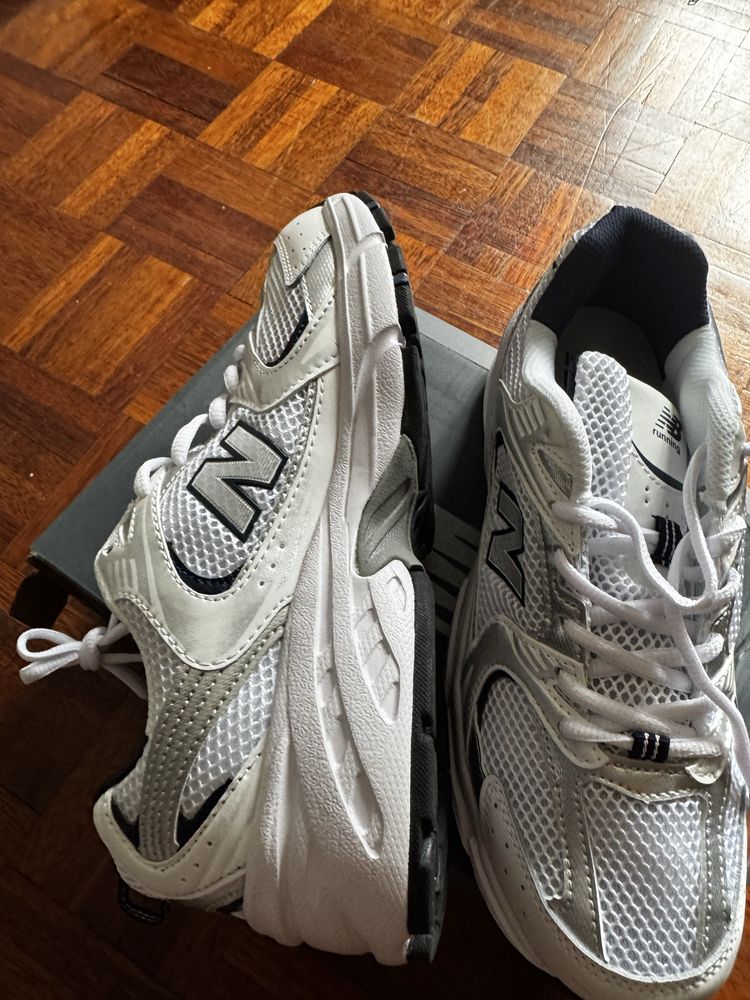 New Balance U740