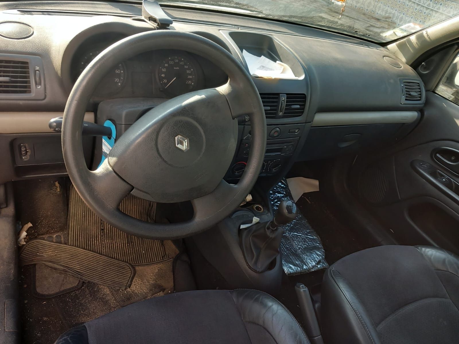 Renault Clio comercial 1.5 Dci