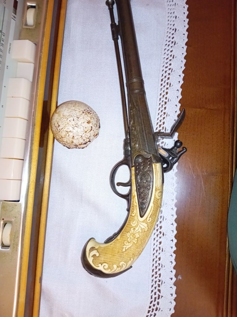 Replica de arma antiga de decoração