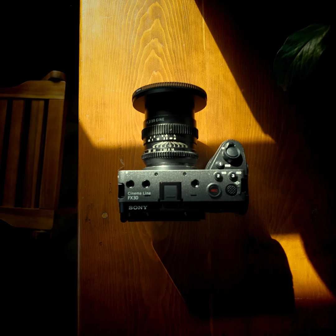 Sony FX30 com Cage, Como Nova, Garantia 3 anos