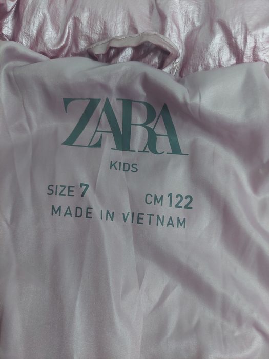 Куртка для дівчинки.