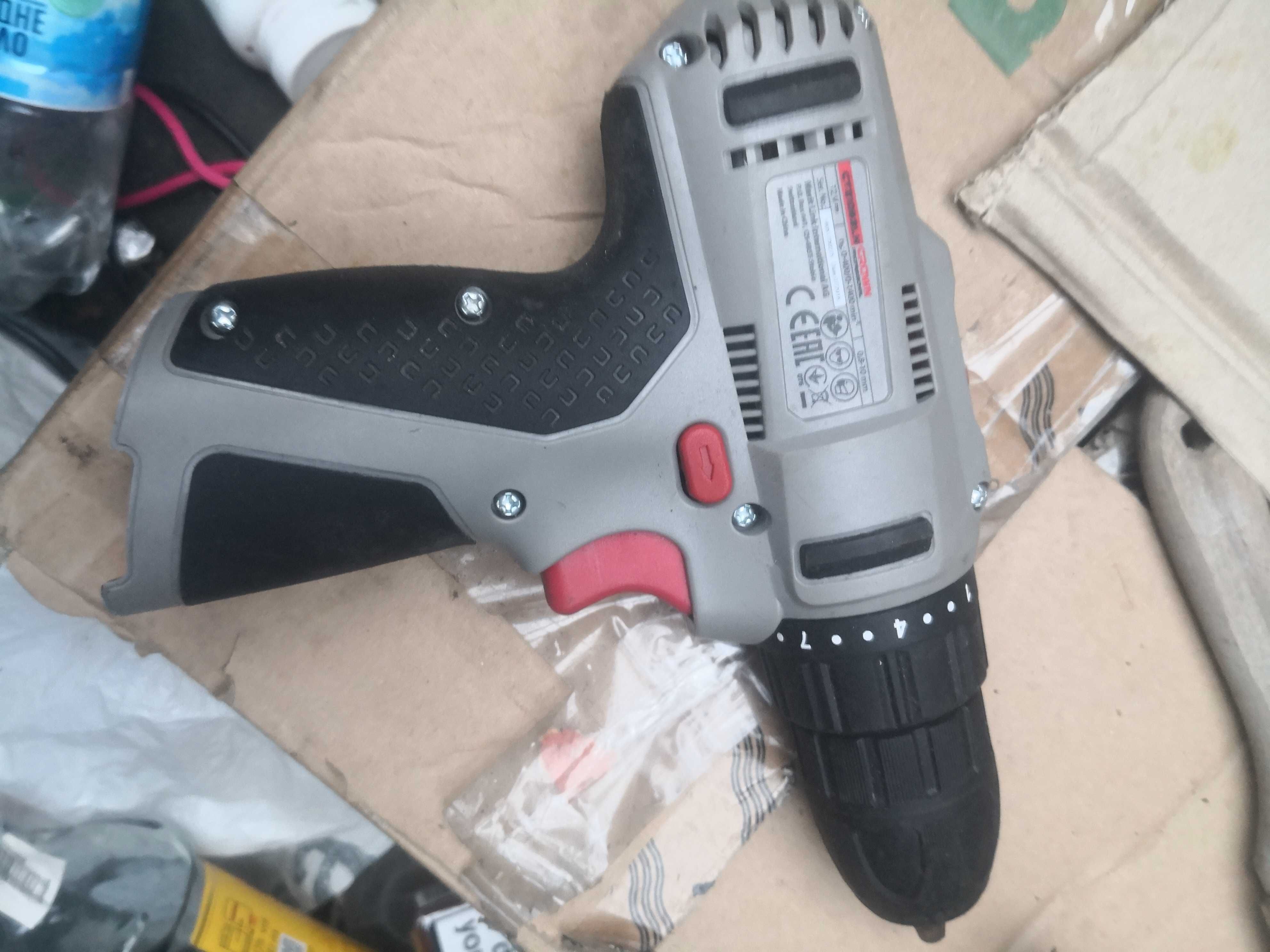 Аккумуляторный шуруповёрт новый DWT sbs 12l crown 12v