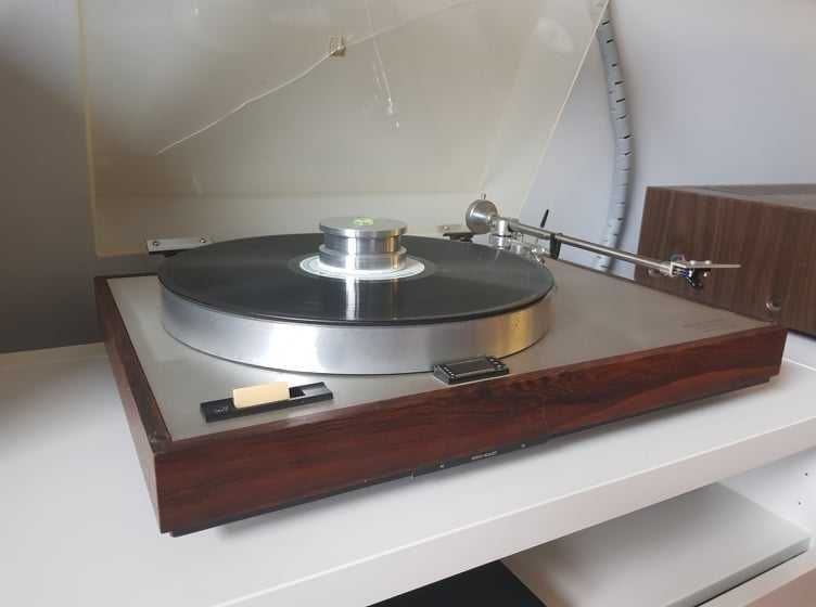 gramofon vintage Luxman PD272