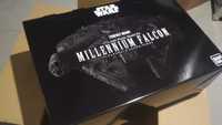 Model plastikowy do składania Star Wars Millennium Falcon Bandai 1:72