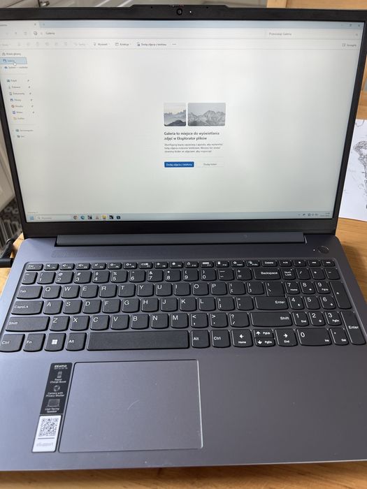 Lenovo IdeaPad Slim 3 15IAH8 15,6”  i5-12450H 16 GB TAM 1TB