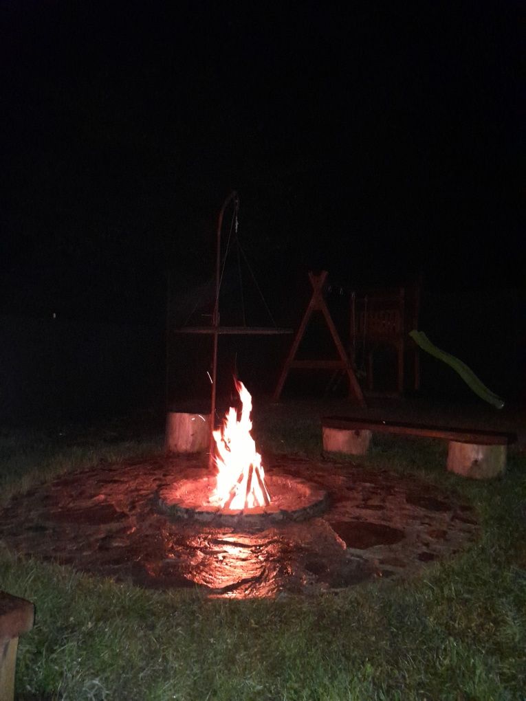 Całoroczny Domek pod Lasem z Jacuzzi.