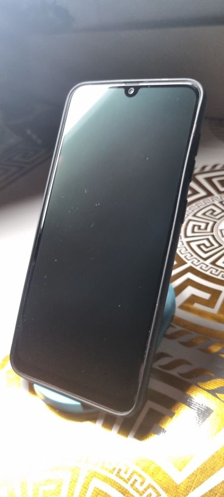 Продам дисплей на Samsung a50 amoled оригинал