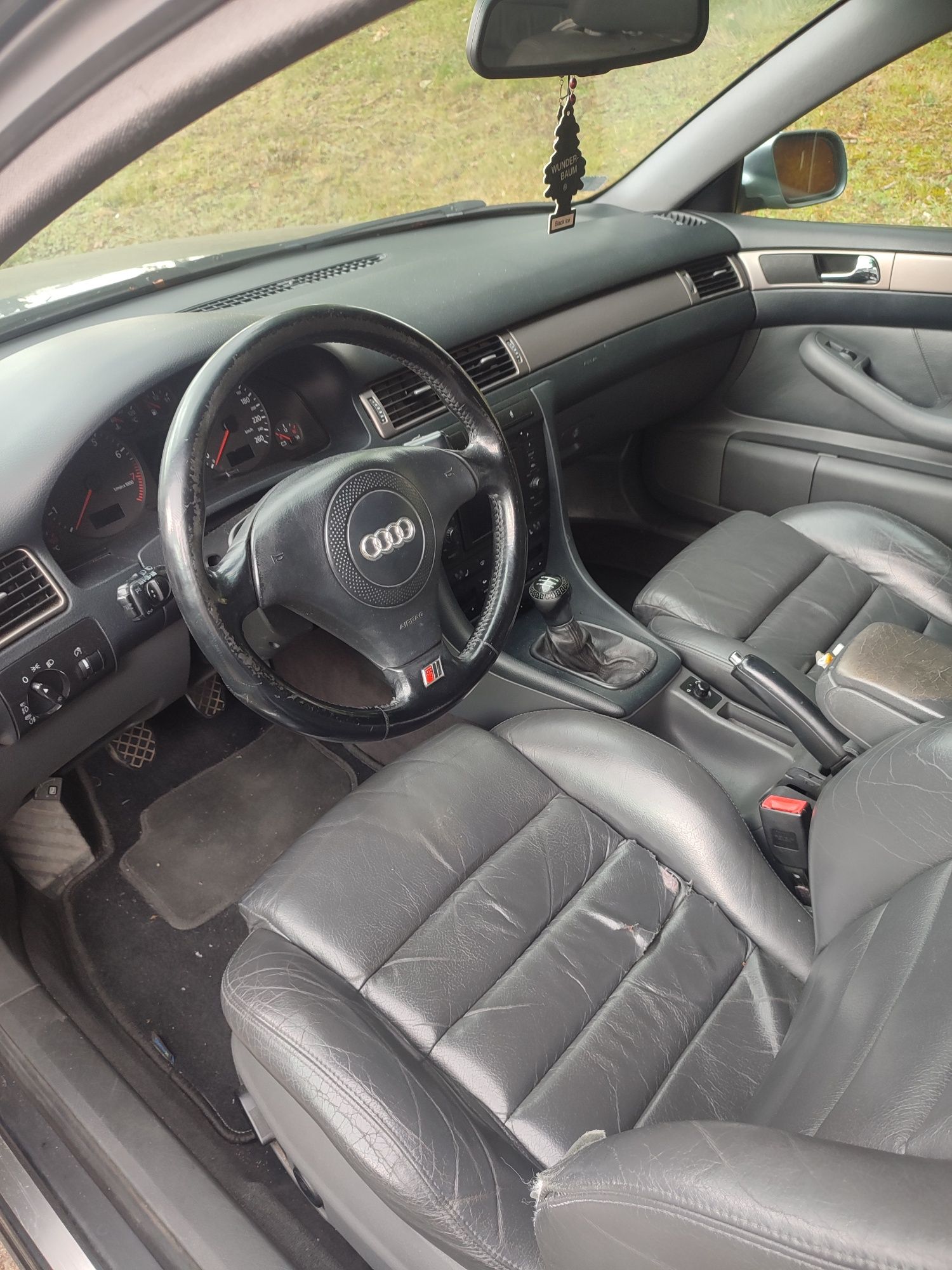 Audi A6 C5 2.8 LPG  manual