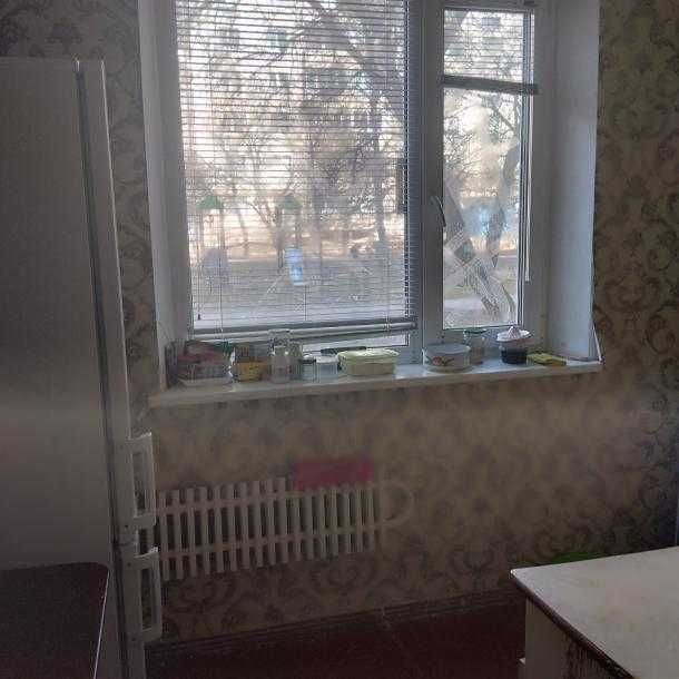 Продам  реальную 1-комнатную квартиру на Роганском ЖМ ( 1к РЖМ )