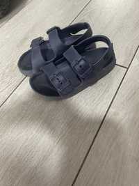 sandalki dla dziecka