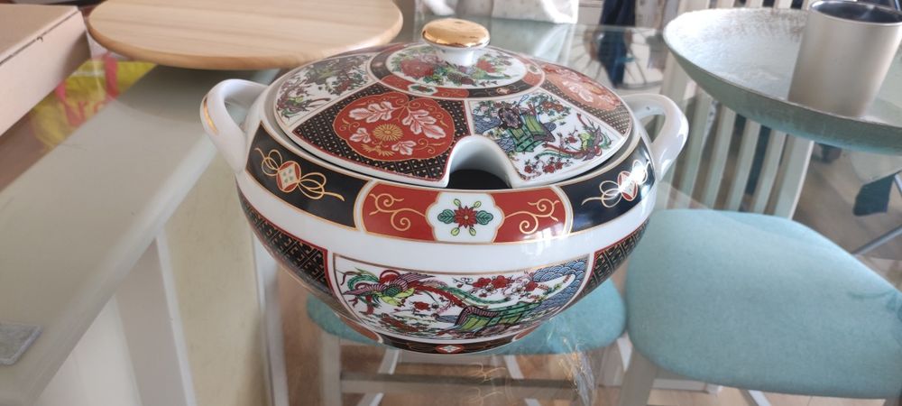 Terrina antiga chinesa