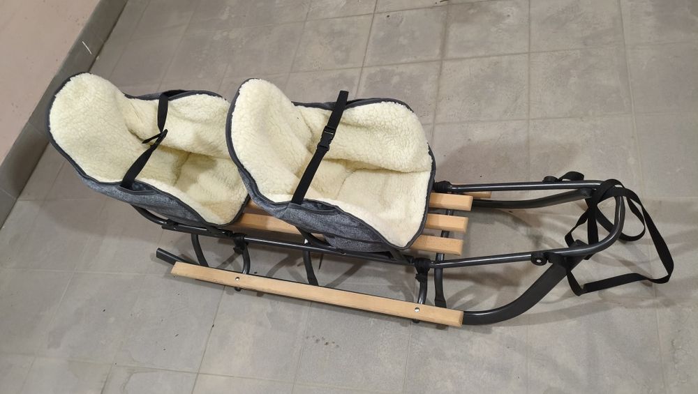 Sanki dwuosobowe, dla bliźniąt, z pchaczem