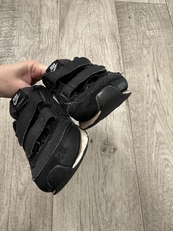 Кросівки nike розмір 34 устілка 22 см