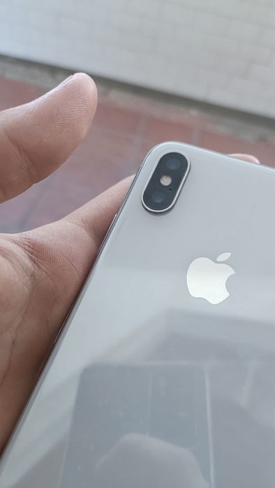 iPhone X branco quase novo