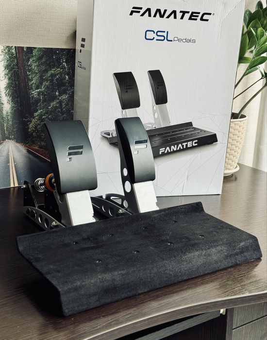 Педалі Fanatec CSL з модом амортизатором на педаль тормоза+алькантара