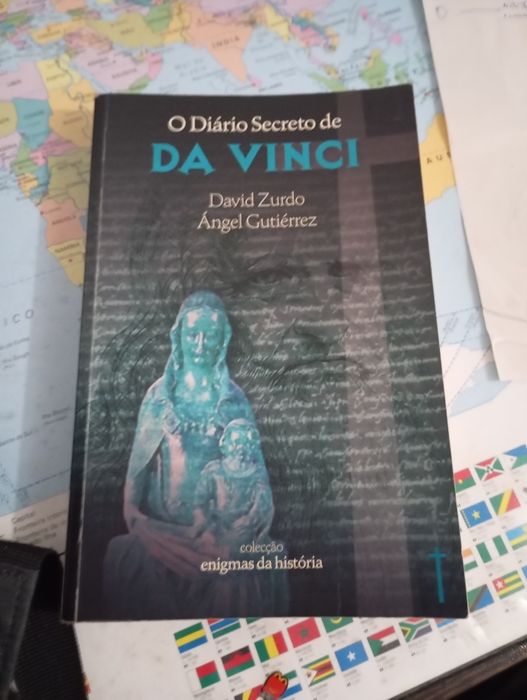 Vários livros antigos